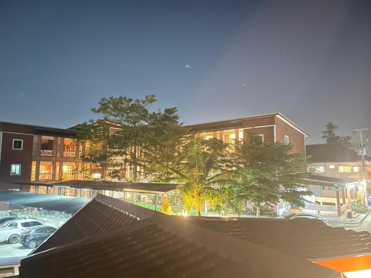 Noree Jacuzzi House Ban Phan Sadet Nai Esterno foto